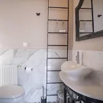 Ng Polichrono *