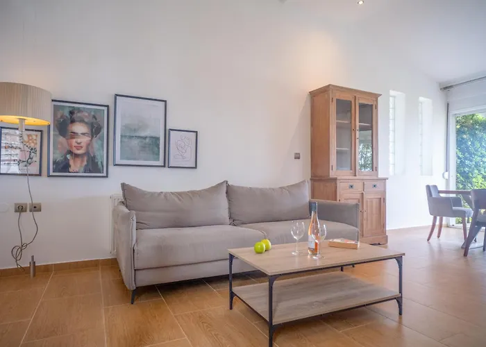 Ng Polichrono * 波利克罗诺