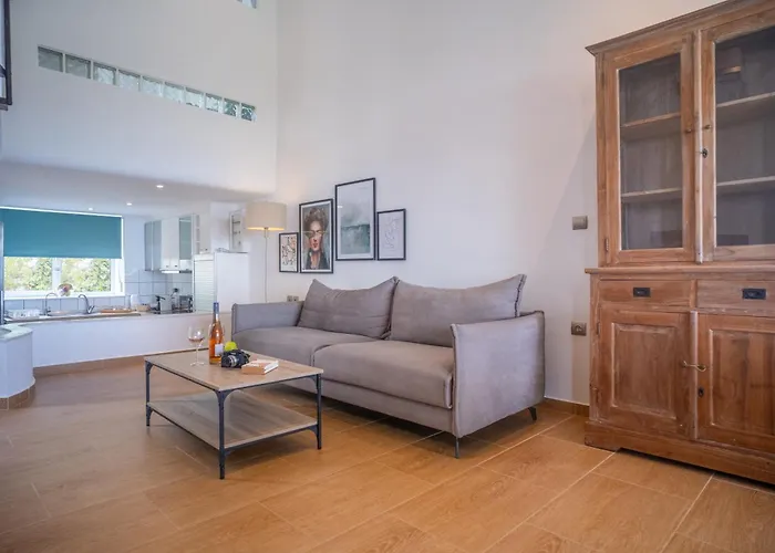 Ng Polichrono 波利克罗诺