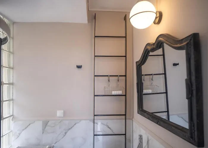 Ng Polichrono 别墅